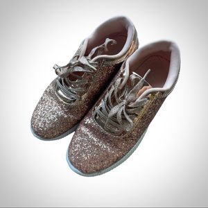 FOREVER COMFORT pink metallic sparkle sneakers